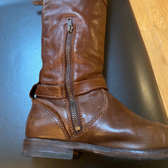 Frye brown boots - Picture 3 of 7